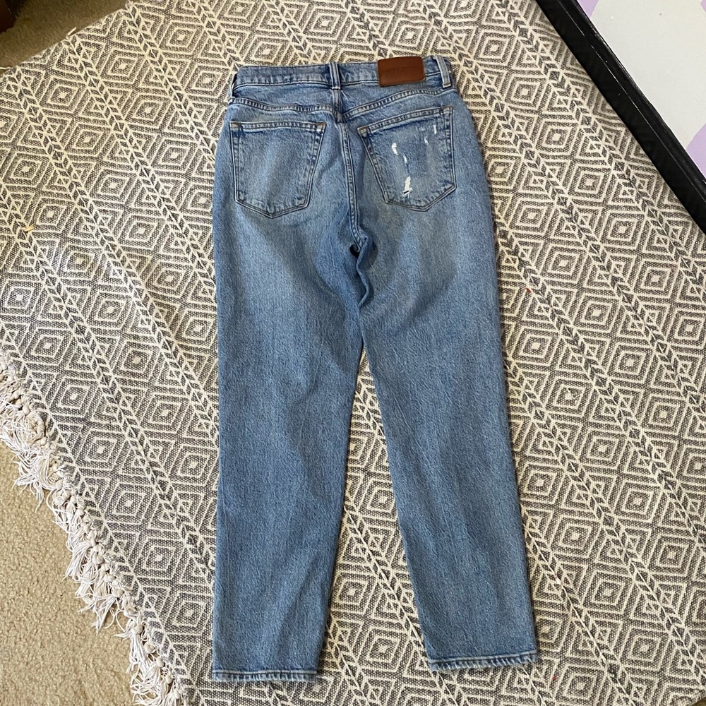 Lucky Brand Cropped High Rise Mom Jeans - Picture 2 of 14